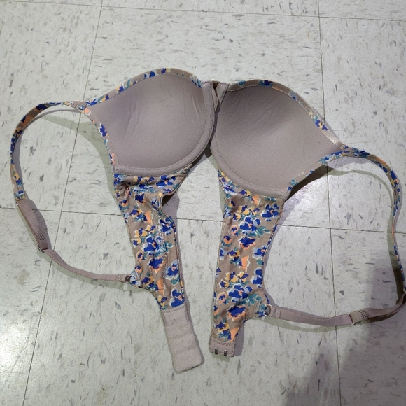 Arie | Floral Print Women's Bra - Picture 6 of 8